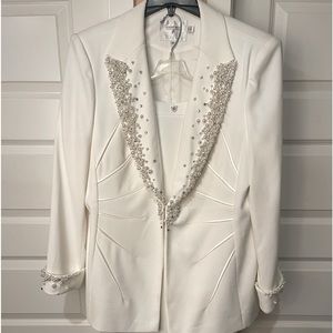 Designer Louise Ricci Women White Suit, can be worn at any dress occasion!